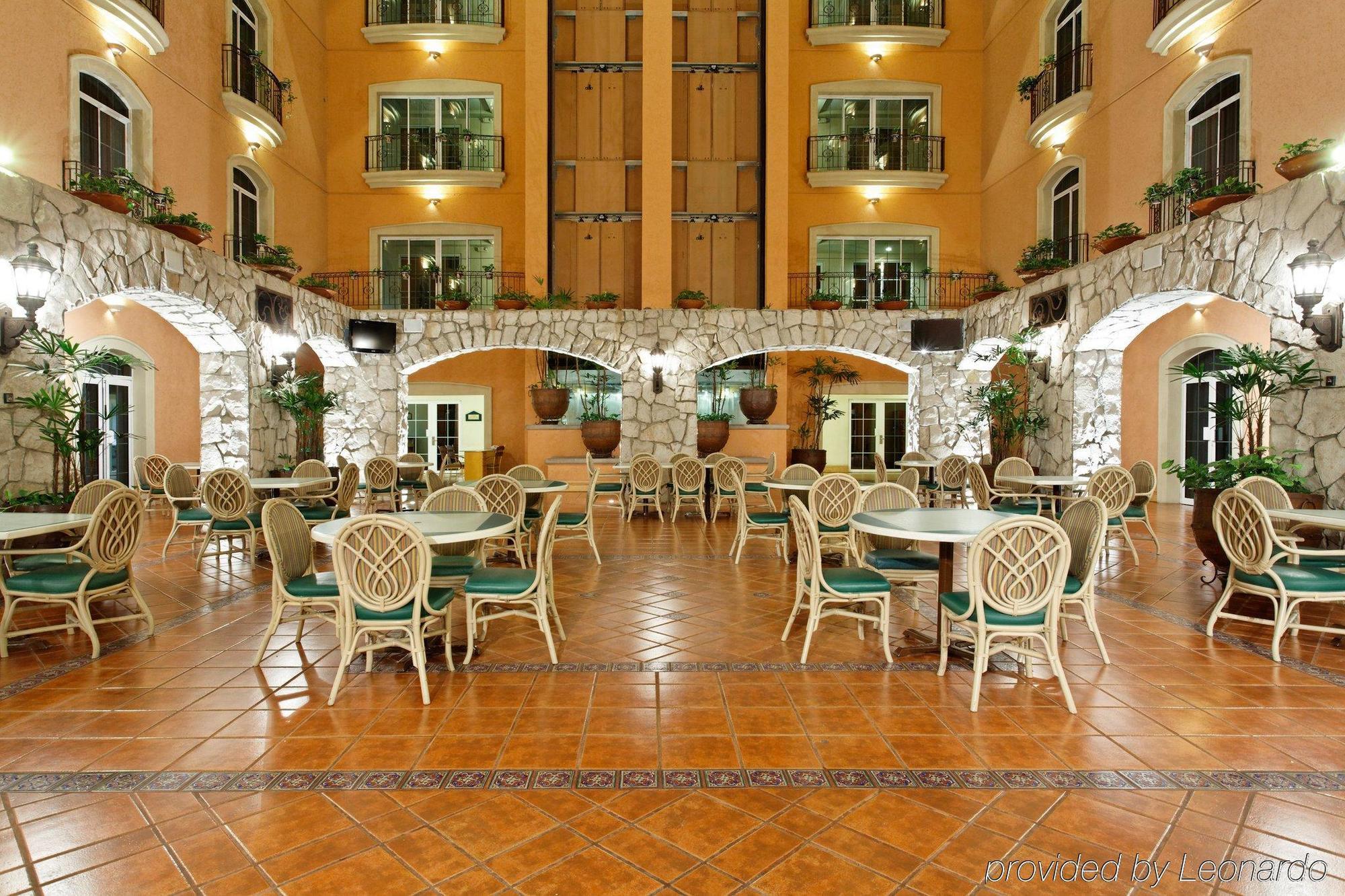 Holiday Inn Express Guanajuato, An Ihg Hotel Restaurant photo